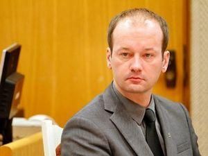 Литовського депутата вигнали з партії за негідну поведінку Литовського депутата вигнали з партії за негідну поведінку