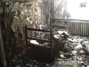 У психіатричній лікарні поблизу столиці пожежа знищила дах