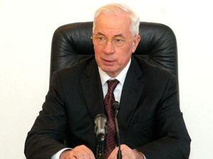 Азаров: В подорожании бензина виновна Ливия 