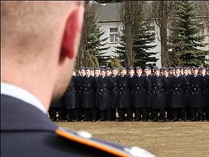 Цьогоріч в Німеччині призупиняється обов’язкова військова повинність Цьогоріч в Німеччині призупиняється обов’язкова військова повинність