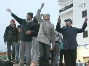 Украинцы могут покинуть Ливию на "Марии Долорес" Украинцы могут покинуть Ливию на "Марии Долорес"