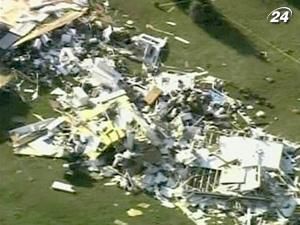 Жертвами торнадо, що пронісся сходом США, стало 30 осіб