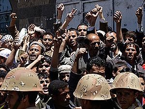 Ємен: сутички між поліцією і демонстрантами тривають