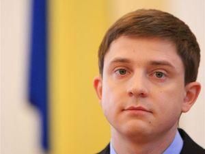 Киевсовет поддержал отставку Довгого Киевсовет поддержал отставку Довгого