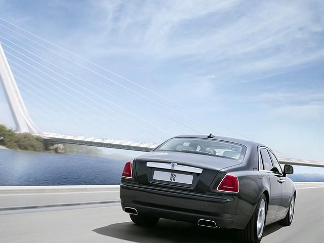 Rolls-Royce представив у Шанхаї подовжений седан Ghost Rolls-Royce представив у Шанхаї подовжений седан Ghost