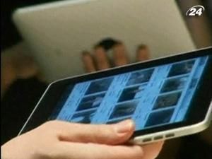 Apple звинуватила Samsung у "копіюванні" iPhone та iPad