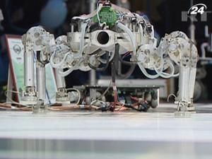 Молодые инженеры представили свои творения на "Робофесте" Молодые инженеры представили свои творения на "Робофесте"