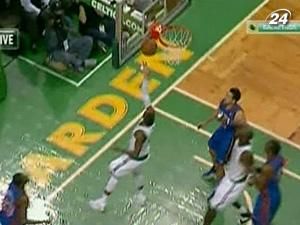 "Бостон" одержал вторую победу над "Нью-Йорком" "Бостон" одержал вторую победу над "Нью-Йорком"