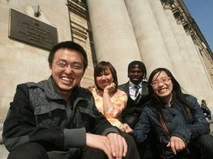 Китай стурбований безпекою своїх студентів в Україні Китай стурбований безпекою своїх студентів в Україні