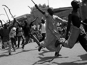 Жертвами беспорядков в Нигерии стали более 200 человек Жертвами беспорядков в Нигерии стали более 200 человек