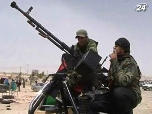 Лівійська влада почала озброювати цивільне населення