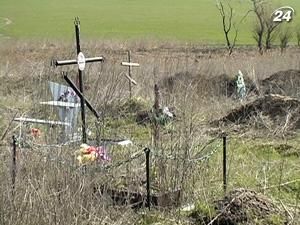 Шукають захоронених не за християнськими звичаями малюків Шукають захоронених не за християнськими звичаями малюків