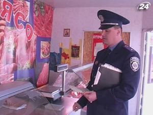 Ветеринарна міліція вилучила майже 9 тонн несанкціонованого м’яса Ветеринарна міліція вилучила майже 9 тонн несанкціонованого м’яса