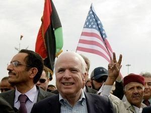 Джон Маккейн стал первым высокопоставленным США с визитом в Ливии 
