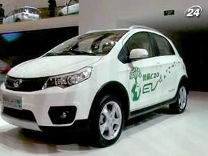 Значительная часть представленных в Шанхае авто - от китайских производителей Значительная часть представленных в Шанхае авто - от китайских производителей