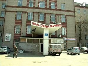 У Дніпропетровську фельдшера швидкої допомоги покусали собаки У Дніпропетровську фельдшера швидкої допомоги покусали собаки