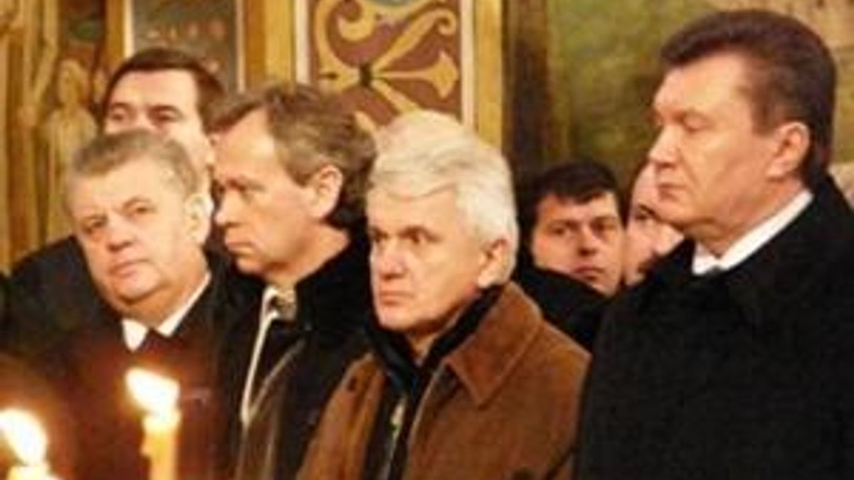 Литвина з Лаври забрала швидка Литвина з Лаври забрала швидка