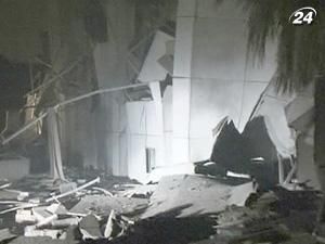 Силы НАТО нанесли авиаудар по резиденции полковника в Триполи Силы НАТО нанесли авиаудар по резиденции полковника в Триполи