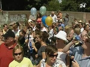 Європейці відпочивають впродовж 4 днів на Пасху Європейці відпочивають впродовж 4 днів на Пасху