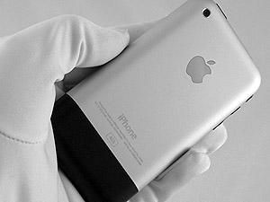 Apple вперше випередила Nokia Apple вперше випередила Nokia