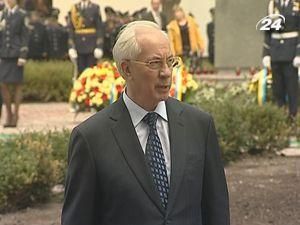 Микола Азаров: Пільги чорнобильцям не відмінимо Микола Азаров: Пільги чорнобильцям не відмінимо