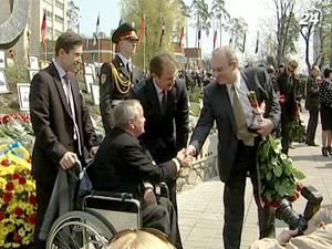 В Украине более 3 миллионов пострадавших в результате трагедии на ЧАЭС В Украине более 3 миллионов пострадавших в результате трагедии на ЧАЭС