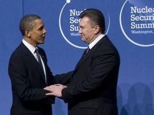 Янукович висловив співчуття Обамі
