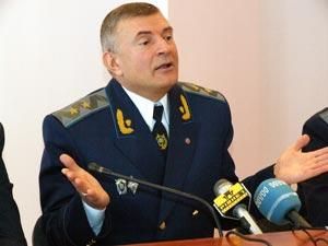 Защищать Луценко будет экс-прокурор, который хотел вернуть судимости Януковича 