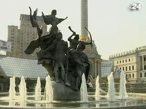 У столиці відбувся пробний запуск фонтанів