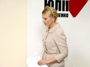 Тимошенко: Мої "швидкі" коштують дешевше, ніж вертоліт Януковича