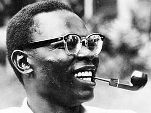 СМИ: Отец Барака Обамы был бабником СМИ: Отец Барака Обамы был бабником