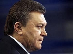 Янукович уволил председателя Госслужбы автодорог и его заместителя 