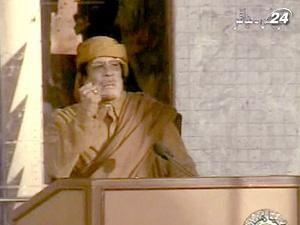 Каддафи в телеобращении призвал НАТО к переговорам