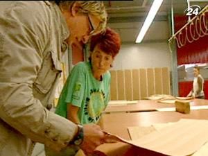 Меблева фабрика Paschen спеціалізується на виробництві шафок для книг