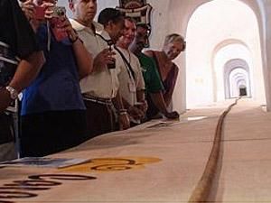 Кубинец скрутил 80-метровую сигару Кубинец скрутил 80-метровую сигару