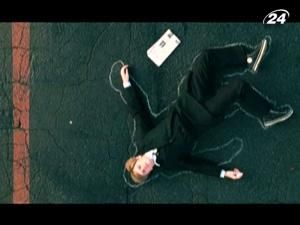 "Не сдавайся": парень теряет родителей, а девушка узнает, что неизлечимо больна "Не сдавайся": парень теряет родителей, а девушка узнает, что неизлечимо больна