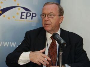 В Европе уверены, что Янукович хочет задушить оппозицию В Европе уверены, что Янукович хочет задушить оппозицию