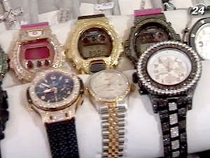 Британец пытался ввезти драгоценностей на почти 4 млн. грн. Британец пытался ввезти драгоценностей на почти 4 млн. грн.