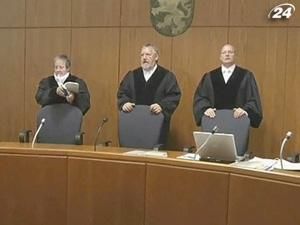 Во Франкфурте 25-летнего мужчину судят за связи с "Аль-Каидой" Во Франкфурте 25-летнего мужчину судят за связи с "Аль-Каидой"