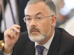 Табачник : Нехай Томенко б'ється головою об стіну Табачник : Нехай Томенко б'ється головою об стіну