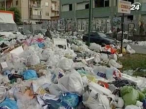 Італійська армія буде прибирати вулиці Неаполя від сміття