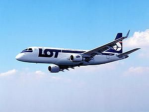 Польський літак з другої спроби вилетів з Одеси у Варшаву Польський літак з другої спроби вилетів з Одеси у Варшаву