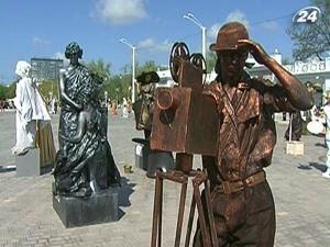 Евпатория принимает чемпионат живых скульптур Евпатория принимает чемпионат живых скульптур