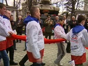 "Русскоє єдінство": Деякі кримчани поїхали у Львів приватно "Русскоє єдінство": Деякі кримчани поїхали у Львів приватно