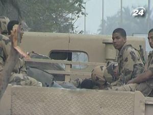 Дівчина стала причиною зіткнення мусульман та християн у Єгипті Дівчина стала причиною зіткнення мусульман та християн у Єгипті