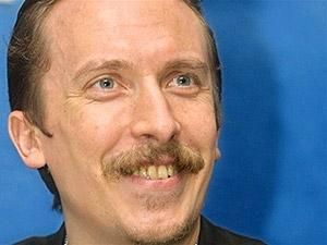 ЗМІ: Шкіль досі у реанімації ЗМІ: Шкіль досі у реанімації