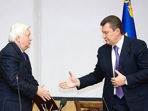 Янукович доручив Пшонці розслідувати львівські заворушення