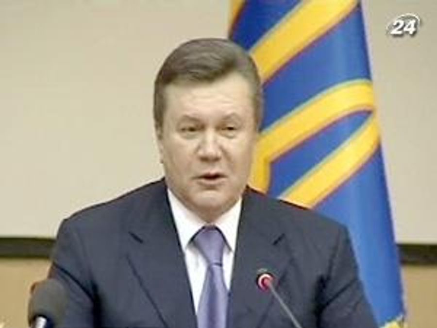 Янукович пропонує, щоб ГПУ "взялась" за побоїще у Львові Янукович пропонує, щоб ГПУ "взялась" за побоїще у Львові