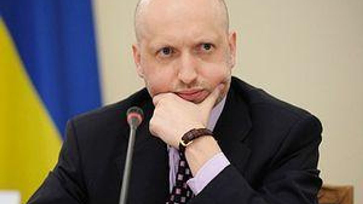 Турчинов: 9 травня у Львові - брудна і цинічна провокація влади Турчинов: 9 травня у Львові - брудна і цинічна провокація влади