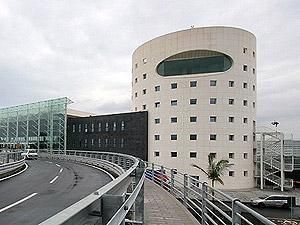 Из-за активности вулкана на Сицилии закрыли аэропорт Из-за активности вулкана на Сицилии закрыли аэропорт